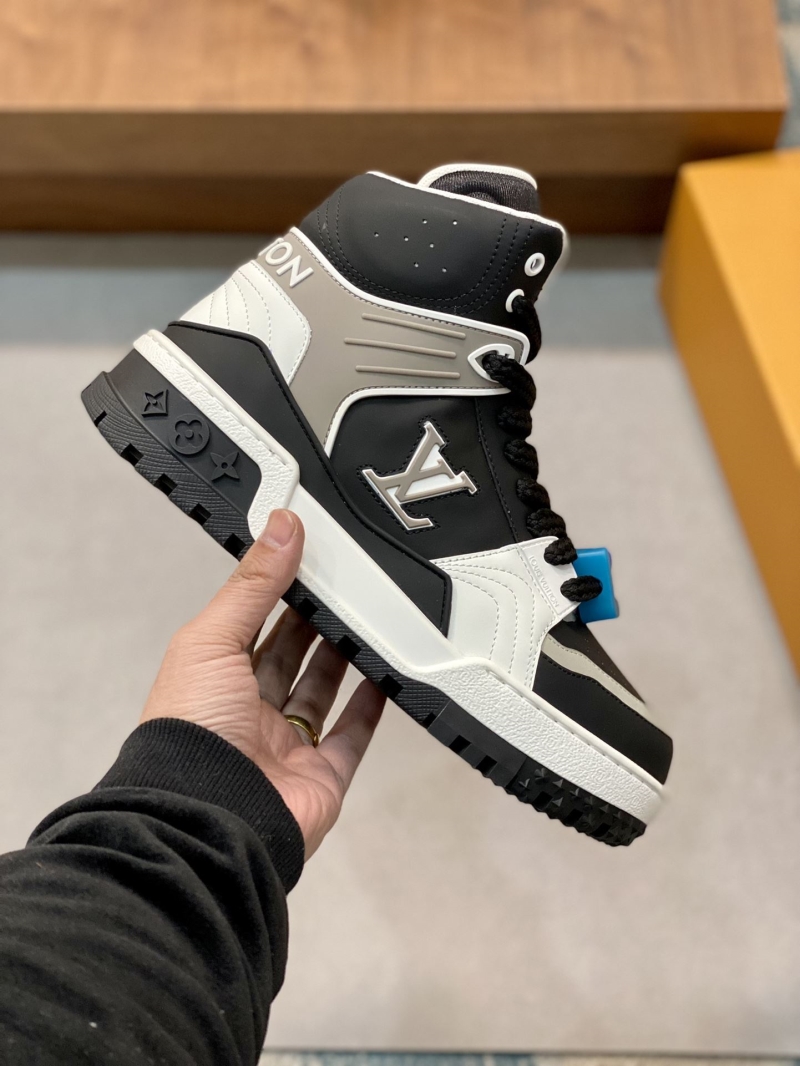 Louis Vuitton Sneakers